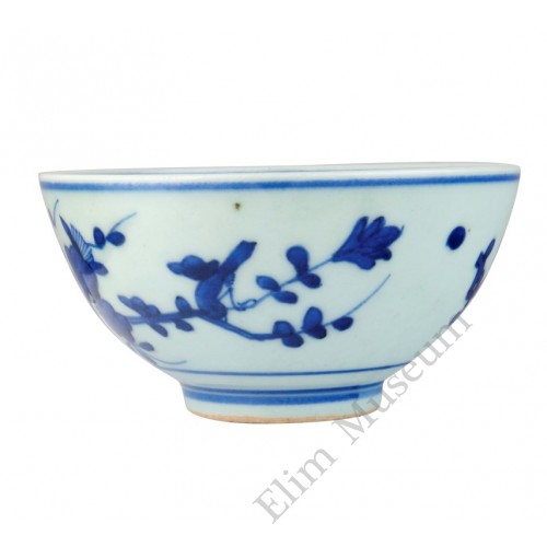  1254 A Ming B&W plum and magpie bowl