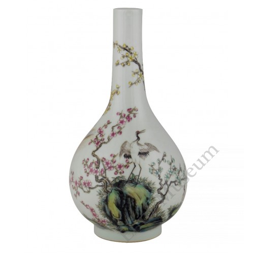 1333 A Yang-cai gall-bladder vase