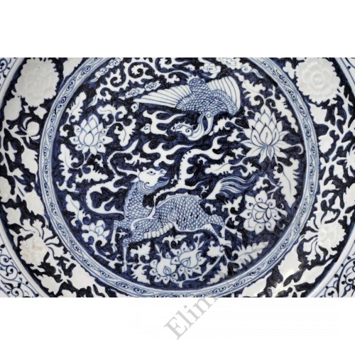 1446 A Yuan B&W Charger with Kilin & phoenix pattern
