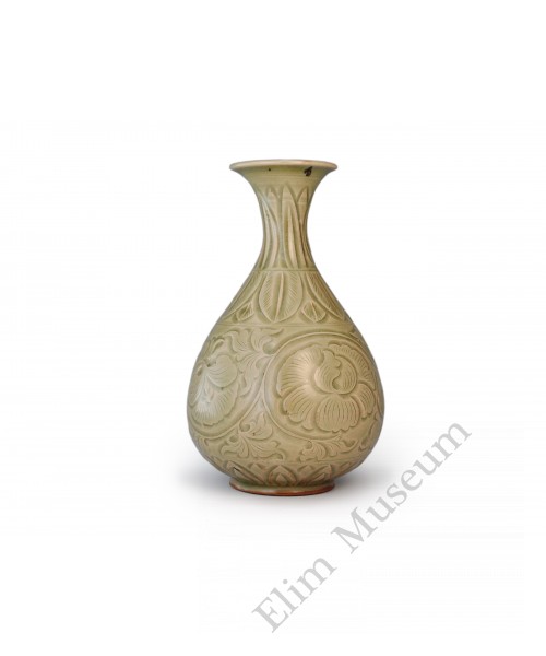 1589 A Yaozhou Ware carved lotus Yuhuchun vase  