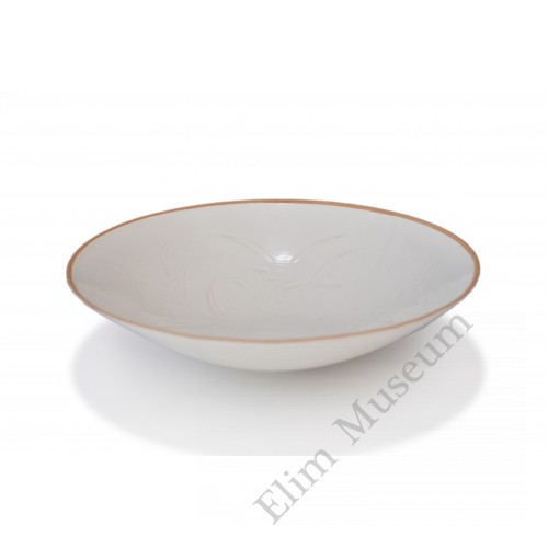 1598  A Ding-ware white glaze carved lotus-mandarin ducks bowl 