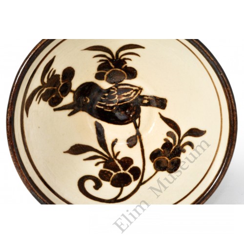 1608 A Cizhou-Ware pained flower-bird bowl  