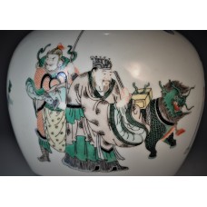 1633 A five colors jar decor with figures "The Wen King of the Zhou sought a sage"  