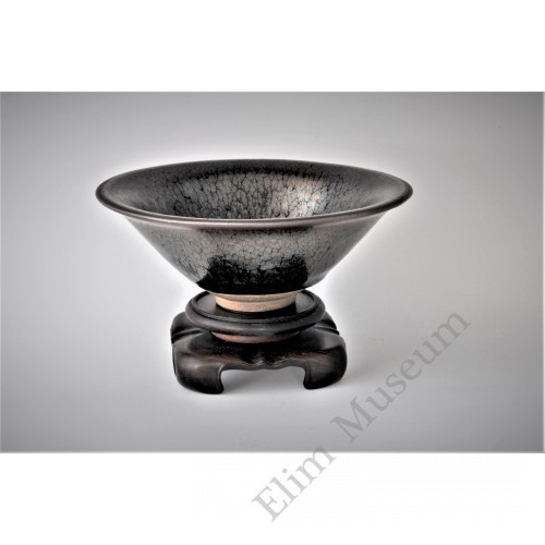 1651  A Jian-Ware black "oil-drips" tea bowl （2）   