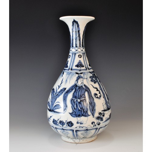 1662 A B&W Yuhuchun vase with mythical figures  