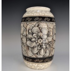 1753 A Cizhou earthware vase  decorated with lotus pattern  