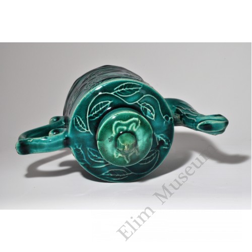 1780 A Cizhou-Ware Lidded  Green Glaze Teapot  