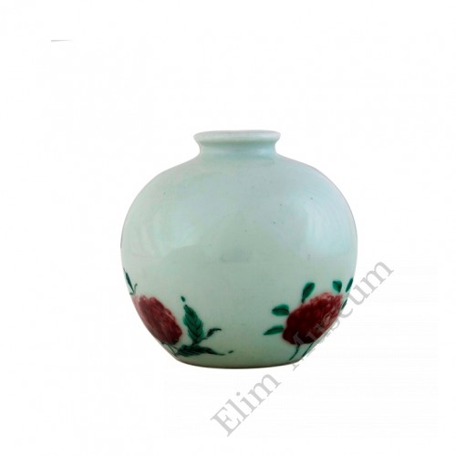 1183  Kang-Xi copper-red and green-enamel waterpot 