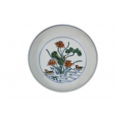 1217 A Doucai dish with pond scene of ducks in lotus 