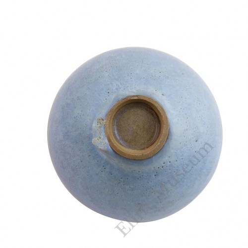 1266 A Jun-Ware blue glaze bowl