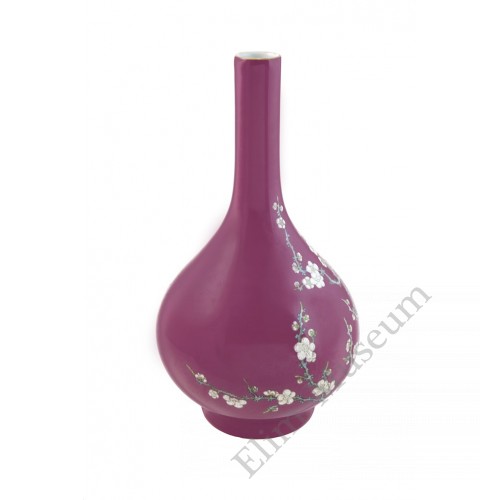 1027   A Qianlong Yangcai gall-bladder vase  with plum flowers