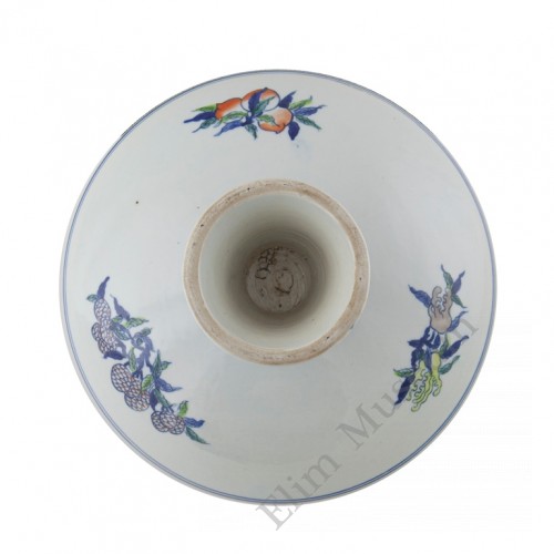 1316 A Wucai high stem Qilin bowl