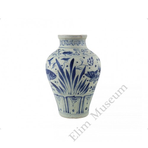 1319 A Yuan Dynasty B&W fish and lotus motif vase