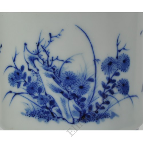 1059  A Yong-Zheng B&W  vase  with landscape view