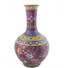 1071 A  Yangcai vase with incised flower brocade 