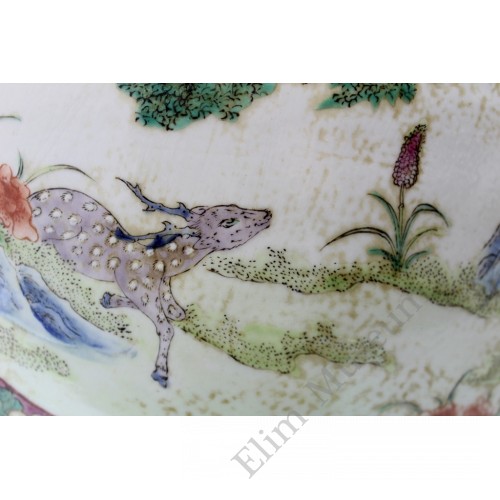 1078 Qing Dynasty  Fengcai  windowed “Crans&Deers ” vase