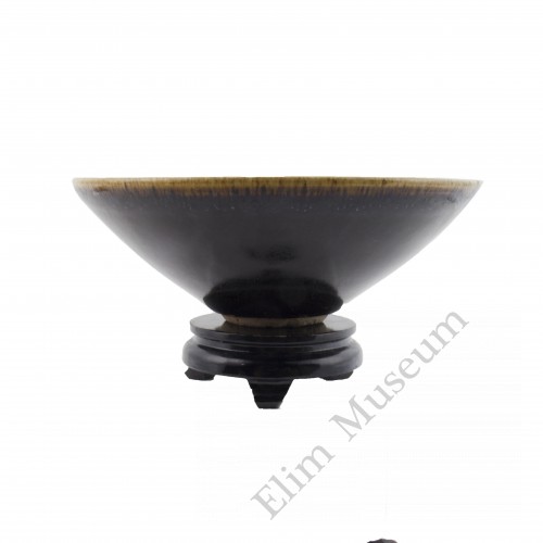 1287   A Song Jizhou-Ware black glaze bowl with  "Golden Rabbit Hair" 